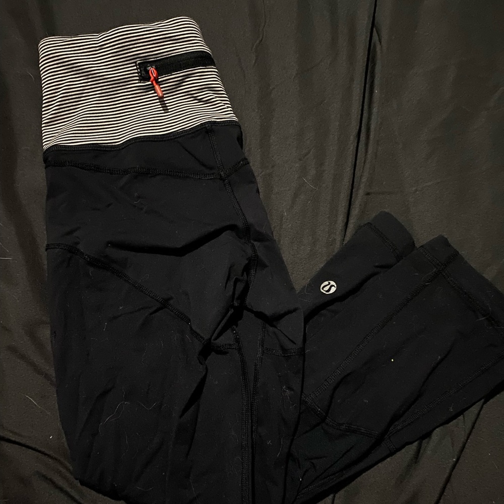 Lululemon crops